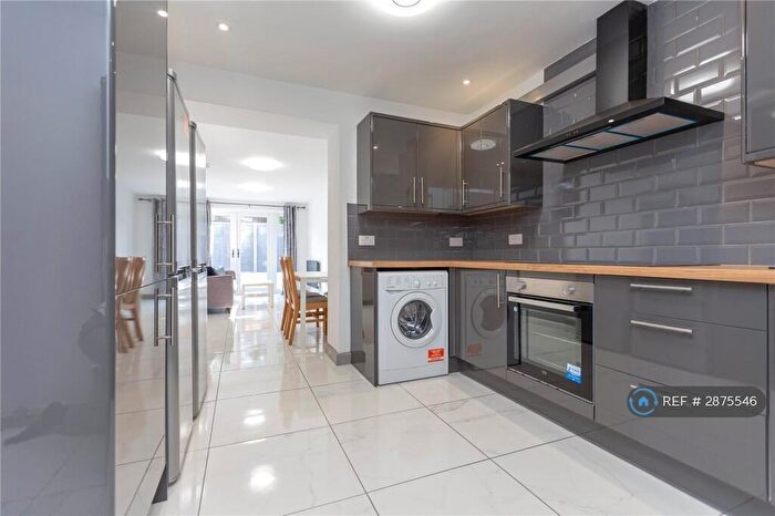 6 Bedroom Semi Detached House To Rent In Trevisa Grove, Bristol, BS10