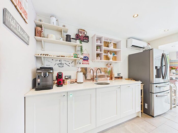 4 Bedroom Detached House For Sale In Beach Walk, Paignton, TQ4