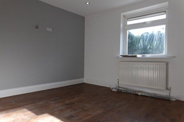 1 Bedroom Maisonette To Rent In Fox Crescent, Chelmsford, CM1