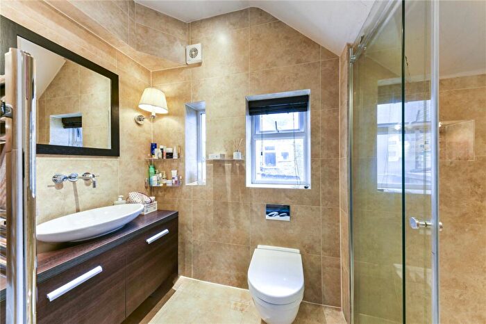 2 Bedroom Apartment To Rent In St. Johns Wood High Street, London, NW8