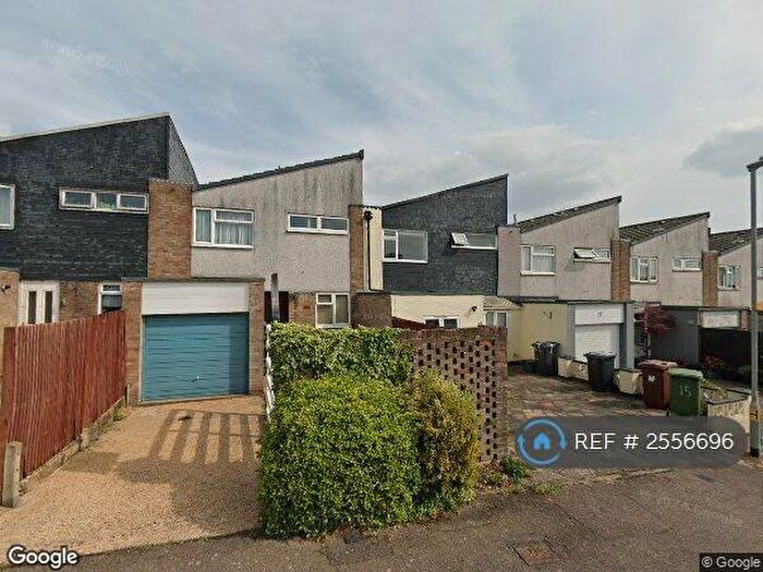 4 Bedroom Terraced House To Rent In Hyde Avenue, Potters Bar, EN6