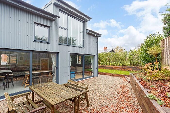 2 Bedroom Barn Conversion To Rent In Hill Hoath Road, Chiddingstone, Edenbridge, TN8