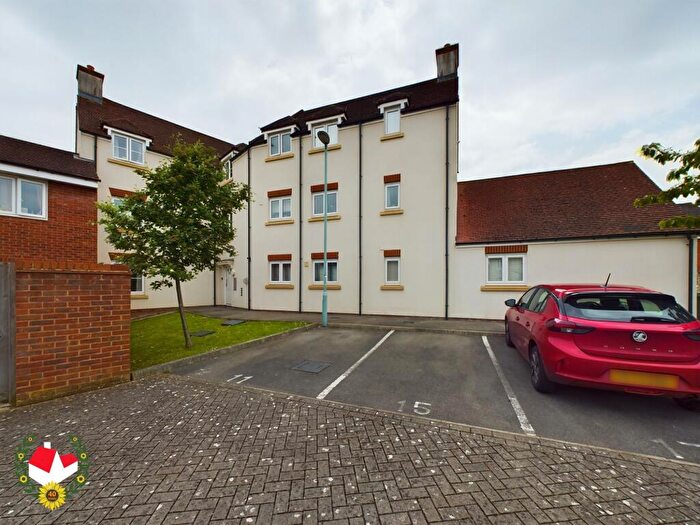 2 Bedroom Flat For Sale In Daunt Road, Brockworth, Gloucester, GL3