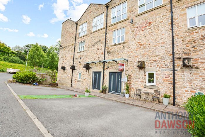 4 Bedroom Terraced House For Sale In Quaker Rise, Lancashire, BB9