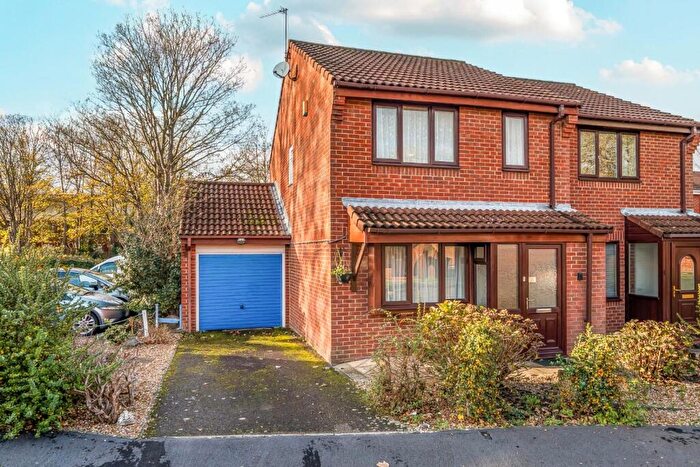 3 Bedroom House For Sale In Benham Drive, Portsmouth, PO3