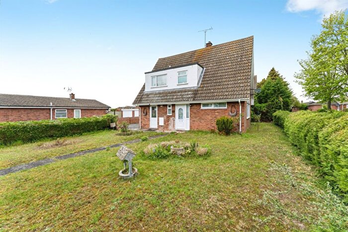 3 Bedroom Property For Sale In Caudle Avenue, Lakenheath, Brandon, IP27