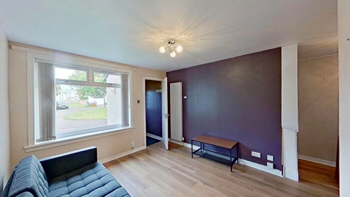 1 Bedroom Flat To Rent In Gyle Park Gardens, Edinburgh, Midlothian, EH12