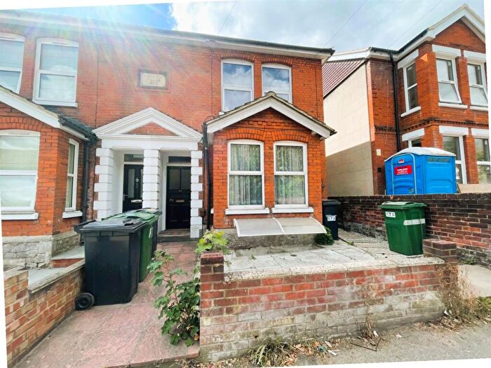1 Bedroom Flat To Rent In Tonbridge Road Maidstone Kent, ME16