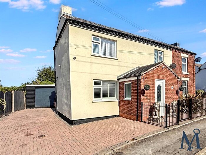 3 Bedroom Semi Detached House For Sale In Talbot Street, Church Gresley, Swadlincote, DE11