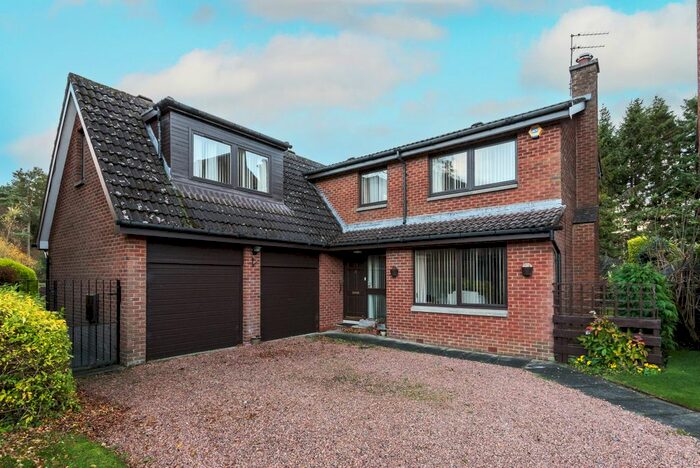 4 Bedroom Detached House For Sale In Johnsburn Park, Balerno, EH14
