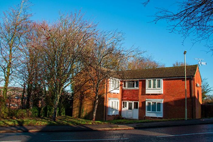 1 Bedroom Studio For Sale In Borovere Lane, Alton Hampshire, GU34