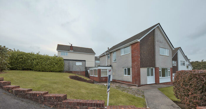 4 Bedroom Detached House To Rent In Radyr Avenue, Mayals, SA3