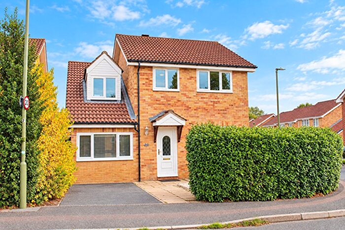 3 Bedroom Detached House To Rent In Bushy Close, Oxford, OX2