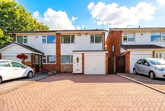 3 Bedroom Semi Detached House For Sale In Myton Drive, Shirley, B90