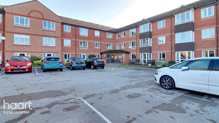 2 Bedroom Apartment For Sale In Ashdene Gardens, Kenilworth, CV8