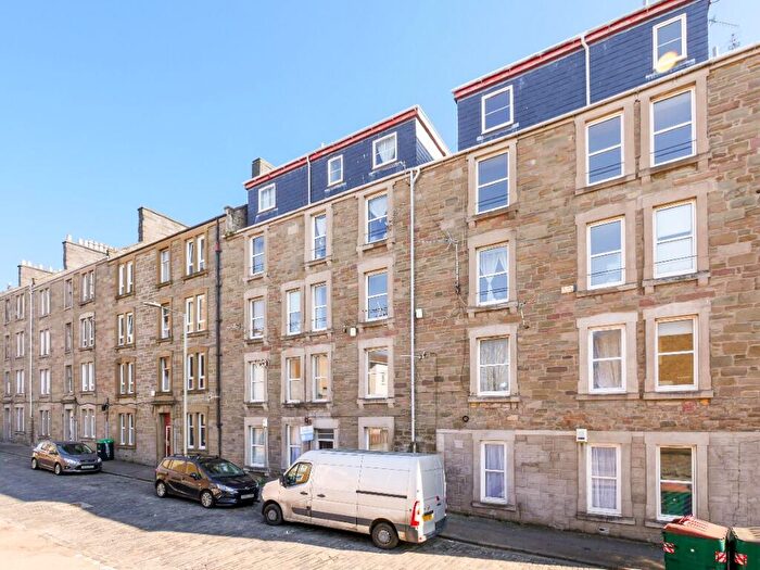 1 Bedroom Flat To Rent In Ogilvie Street, Dundee, DD4