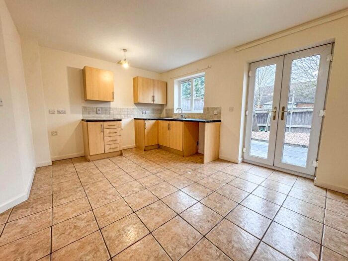 3 Bedroom Semi-Detached House To Rent In Victoria Road, Barnetby, DN38