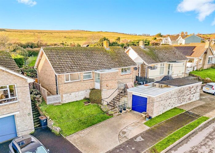 2 Bedroom Detached Bungalow For Sale In West Walk, West Bay, DT6