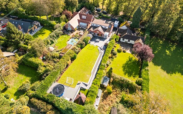 5 Bedroom Detached House For Sale In Newtown Lane, Belbroughton, Stourbridge, DY9