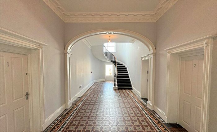 2 Bedroom Apartment For Sale In High Street, Tewkesbury, Gloucestershire, GL20