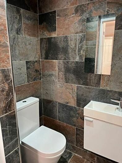 Studio To Rent In Carlton Avenue West, Wembley, HA0