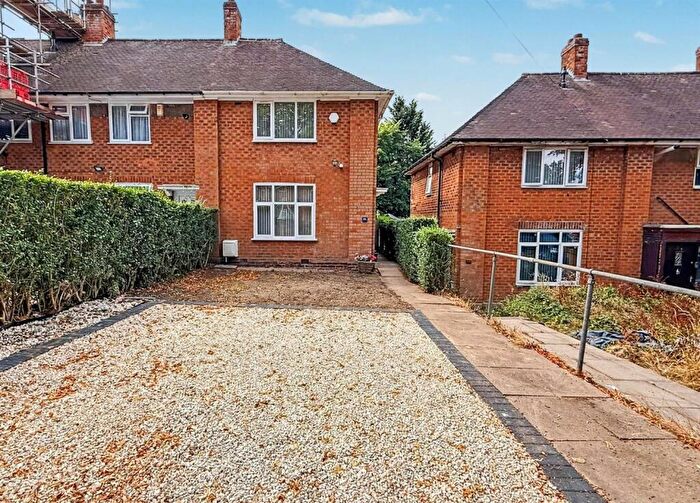 3 Bedroom End Of Terrace House For Sale In Elderfield Road, Kings Norton, Birmingham, B30