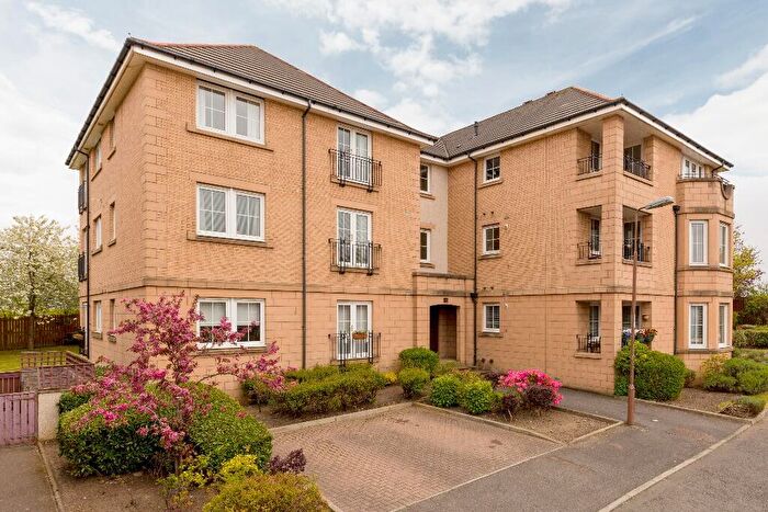 2 Bedroom Flat To Rent In East Craigs Rigg, East Craigs, Edinburgh, EH12