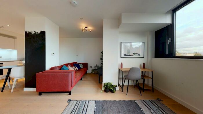 1 Bedroom Flat To Rent In Highgate Hill, N19