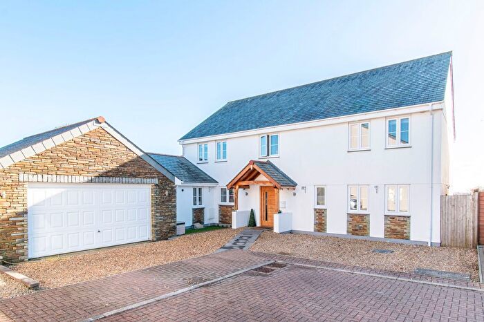 4 Bedroom Detached House For Sale In Roseveare Close, Pensilva, PL14