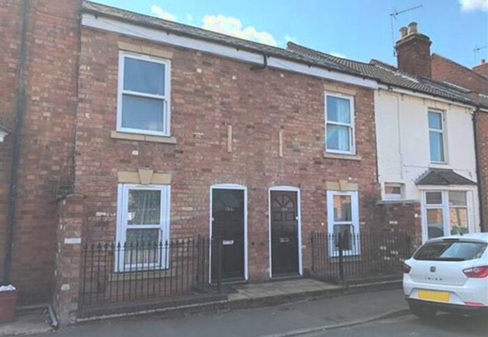 5 Bedroom Town House To Rent In New Street, Leamington Spa, CV31