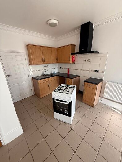1 Bedroom Flat To Rent In Upton Lane, London, E7