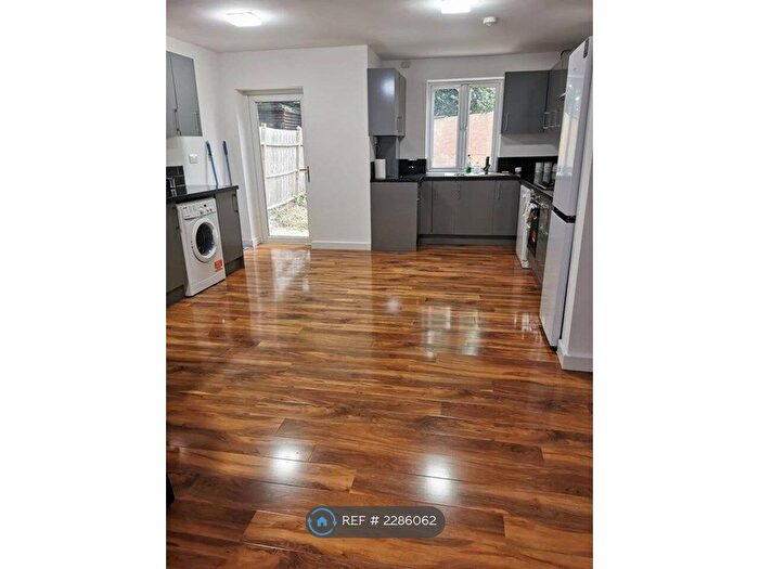 3 Bedroom Semi-Detached House To Rent In Enderley Close, Harrow, HA3