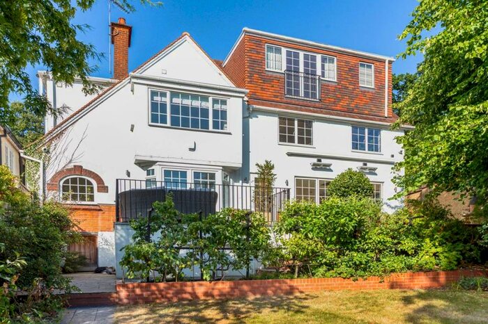 4 Bedroom Detached House To Rent In Oakhill Grove, Surbiton, KT6