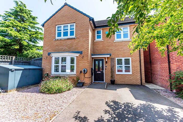 4 Bedroom Detached House For Sale In Blackcurrant Grove, Higham Ferrers, NN10