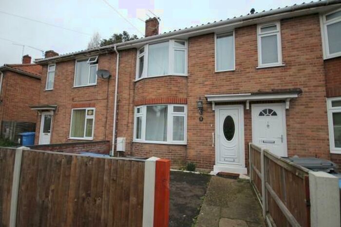3 Bedroom House To Rent In Earlham Grove, Norwich, NR5