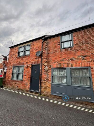 1 Bedroom Flat To Rent In Alexandra Lane, Newport, PO30