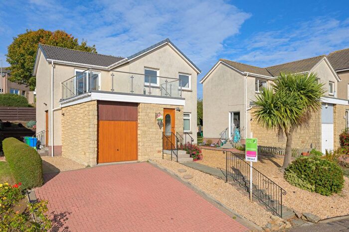 4 Bedroom Detached House For Sale In Abden Avenue, Kinghorn, KY3