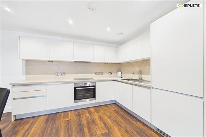 2 Bedroom Flat For Sale In The Assembly, Cambridge St, Manchester, M1