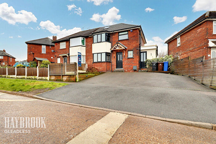 3 Bedroom Semi-Detached House For Sale In Somercotes Road, Sheffield, S12