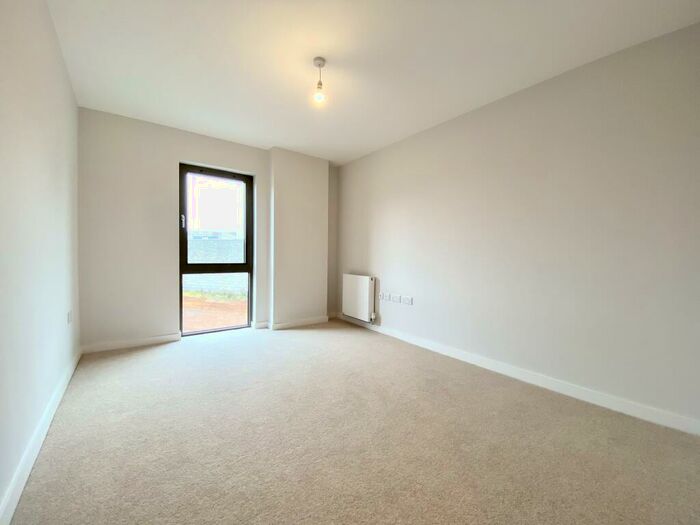 2 Bedroom Apartment To Rent In Wapping Wharf, Abel Yard, BS1