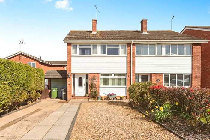 3 Bedroom Semi-Detached House For Sale In Oat Hill Road, Towcester, Northamptonshire, NN12