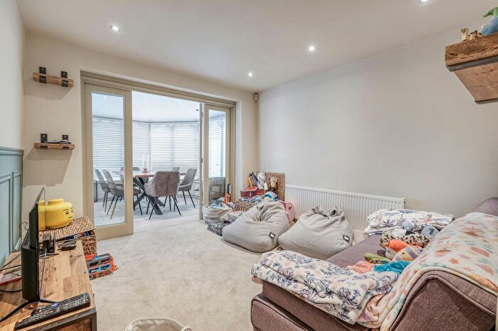 4 Bedroom Detached House For Sale In Tythe Barn Lane, Shirley, Solihull, B90