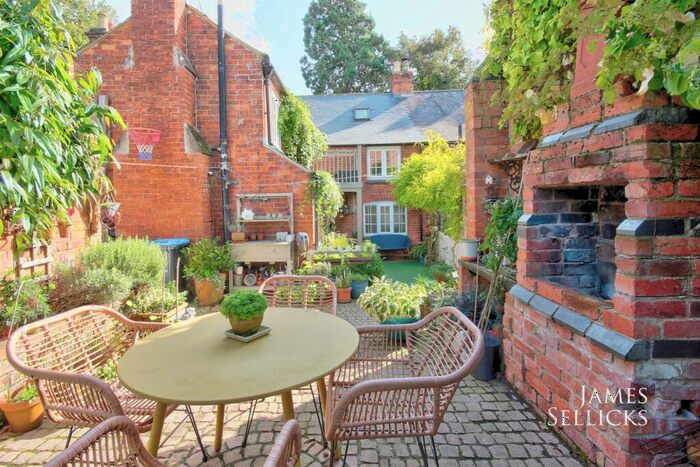 4 Bedroom Character Property For Sale In The Old Post Office, Theddingworth, LE17
