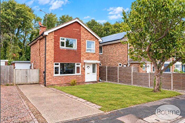 3 Bedroom Detached House For Sale In Grange Road, Guildford, Surrey, GU2