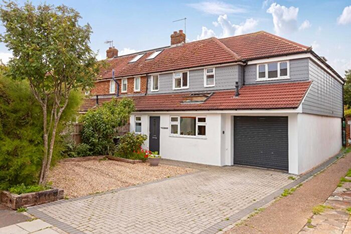 4 Bedroom End Of Terrace House For Sale In Harbour Way, Shoreham-By-Sea, BN43