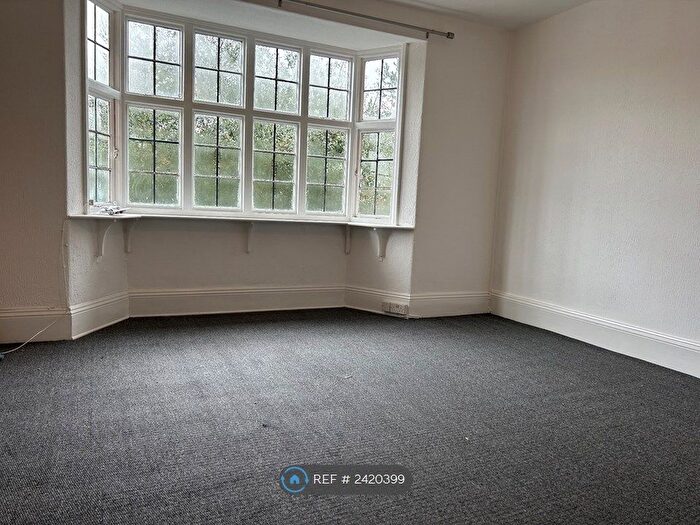 2 Bedroom Flat To Rent In Glenavon House, Kings Norton, Birmingham, B38