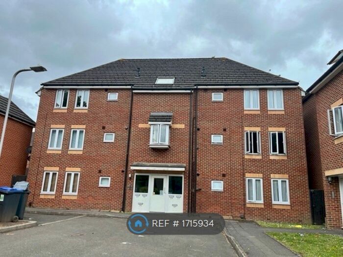 2 Bedroom Flat To Rent In Shilling Close, Tilehurst, Reading, RG30