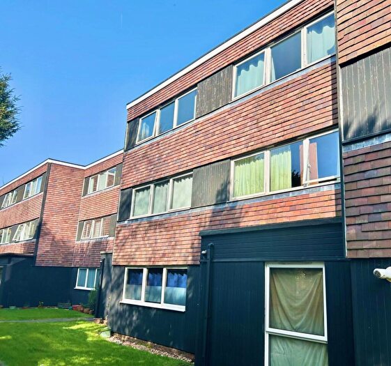 1 Bedroom Flat For Sale In Eleanor Close, Lewes, BN7