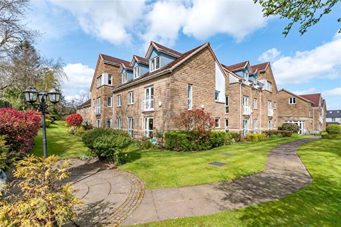 2 Bedroom Apartment For Sale In Stanhope Court, Brownberrie Lane, Horsforth, Leeds, West Yorkshire, LS18