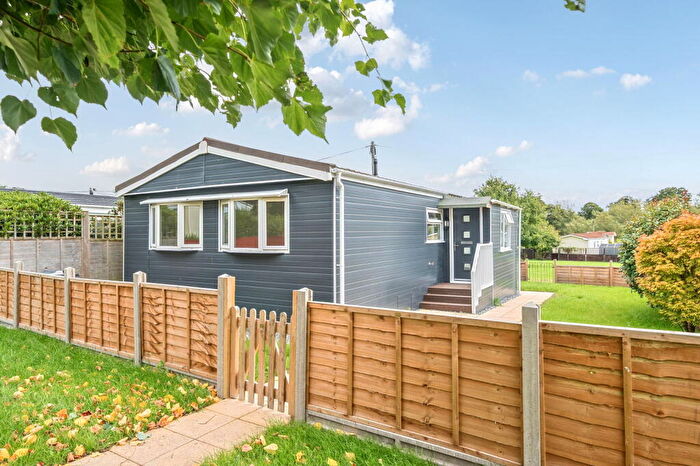 1 Bedroom Park Home For Sale In Heath Farm Park, Barford St Martin, Salisbury, Wiltshire, SP3